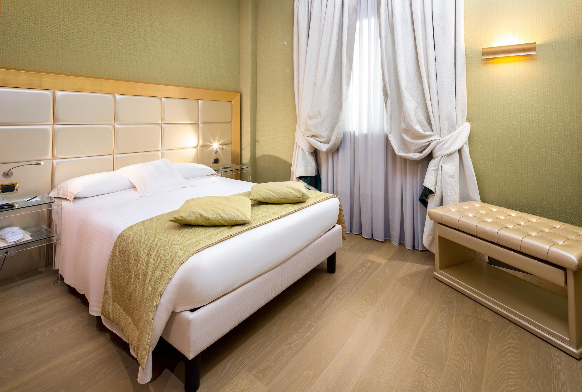 C-Hotels Rubens Милано Екстериор снимка