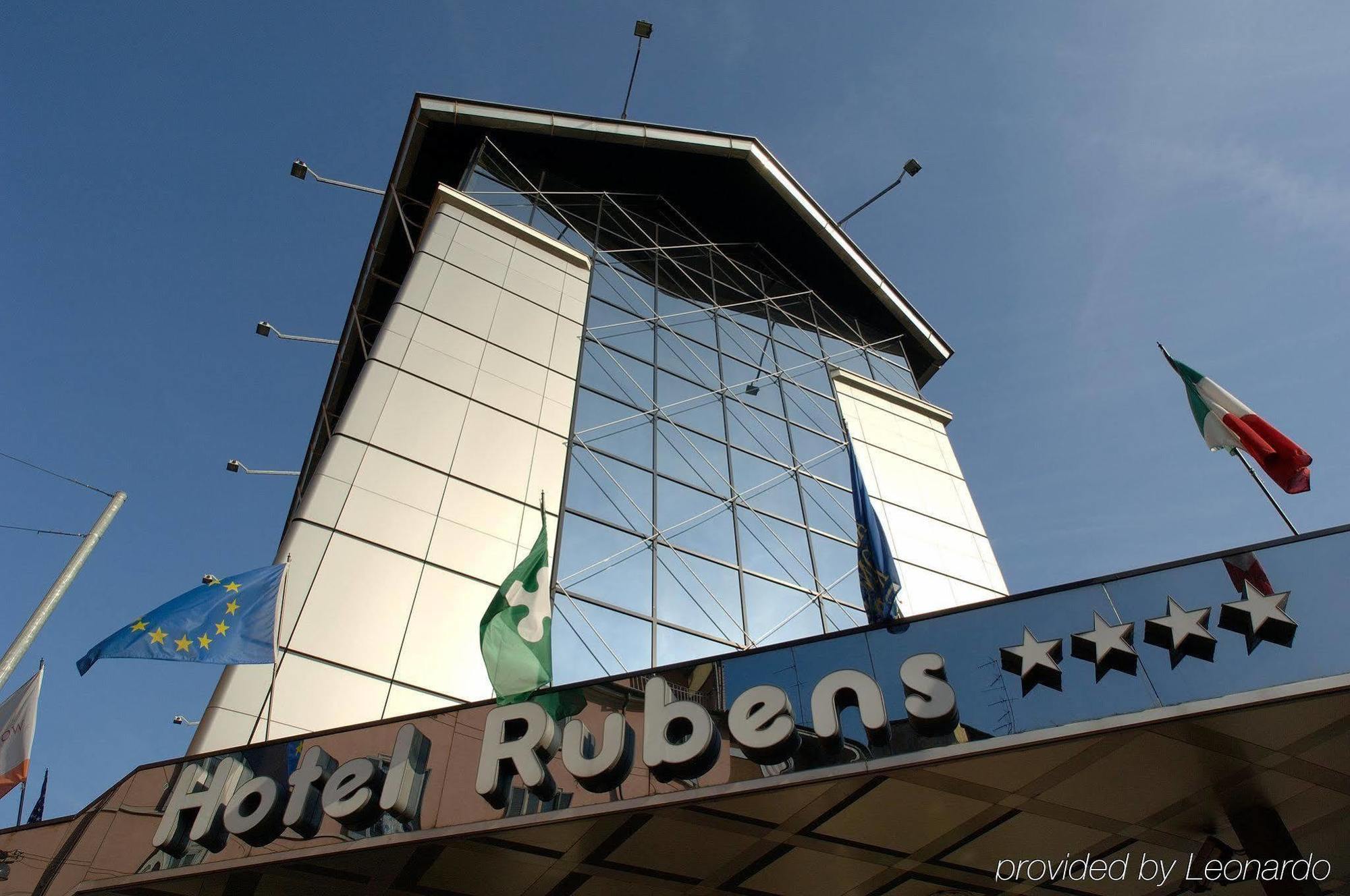 C-Hotels Rubens Милано Екстериор снимка